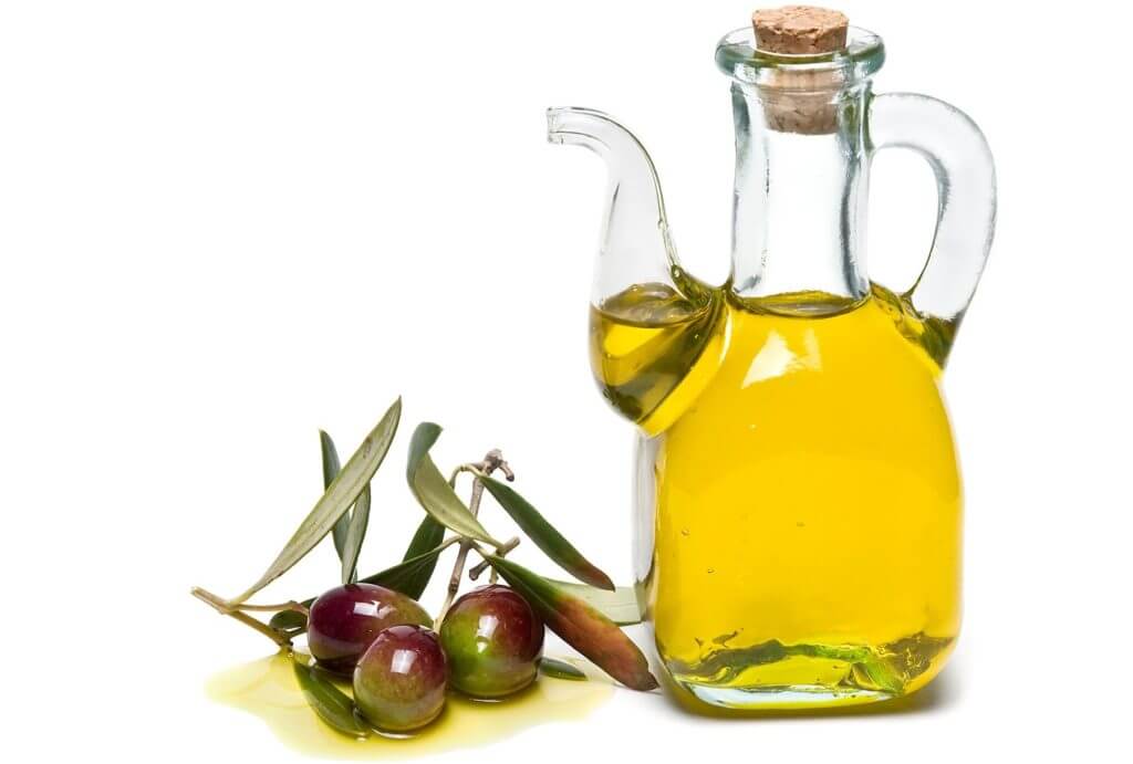 Hay muchos tipos de aceite de oliva, intenta consumir el extra virgen